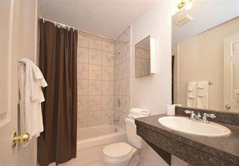 Ottawa Inn Hotel Екстериор снимка